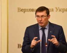 Генпрокурор Луценко почав "копати" під Парубія