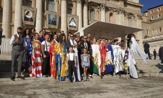 Благословил сам Папа Римский: юная гимнастка-рекордсменка из Одесчины сорвала овации в Ватикане