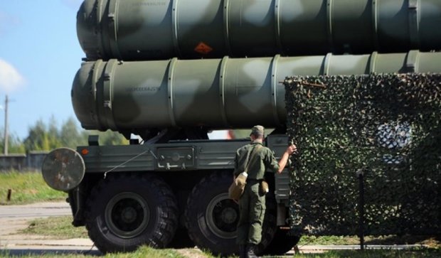 Оккупанты превращают Крым в "осажденную крепость"