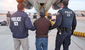 США закроют двери для мигрантов с судимостью