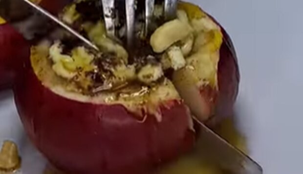 Так запеченные яблоки вы еще не готовили. Потрясающий рецепт от Клопотенко