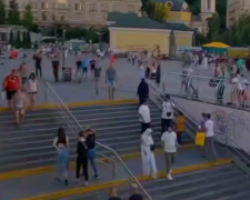 Українці, кадр з відео