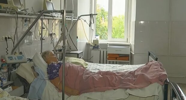 Львовские медики провели уникальную операцию и подарили женщине вторую жизнь: "Сосуды были забиты шлаками"