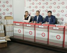 Порошенко обязан восстановить мир на Донбассе – в "Разумной силе" заявили об 1 миллионе подписей под Народной декларацией (видео)