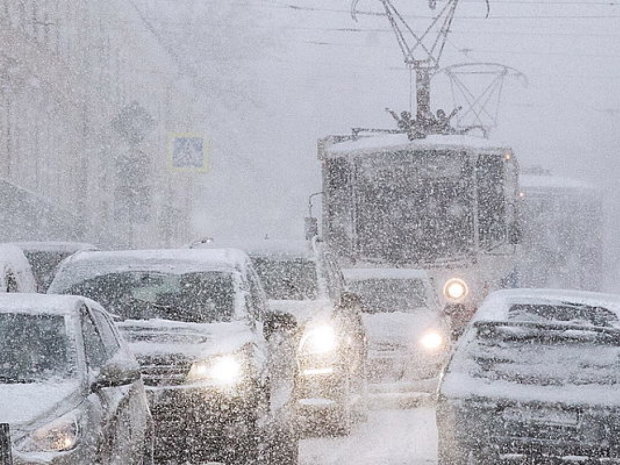 Погода на 13 декабря: снежный плен завладел Украиной