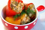 Новый год 2019: перец, фаршированный гречкой и сыром