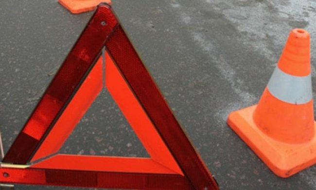 В аварії під Тернополем розбилися одразу п'ять машин: один пішохід в комі