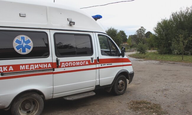 Летiв як навiжений: пiд Франкiвськом водiй пiдписав собi вирок, четверо людей збирають по частинах