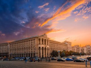 Захід сонця, Київ, фото з соцмереж