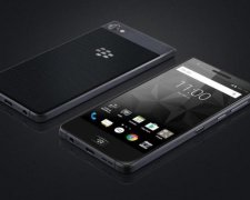 BlackBerry представила уникальный смартфон