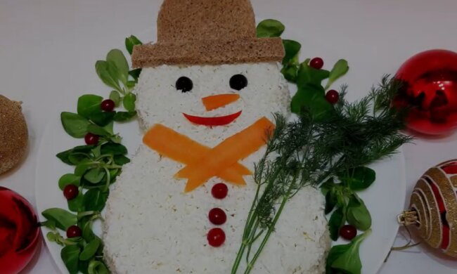 Салат "Снеговик", фото: кадр из видео