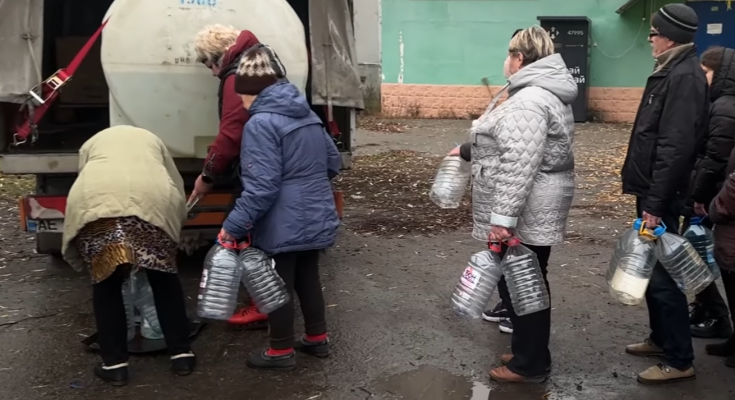 Подвоз воды. Фото: скрин youtube