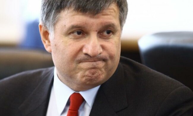 Аваков осудил необоснованные обыски в ІТ-компаниях