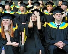 В Украине создан "черный список" ВУЗов: десятки просто исчезнут