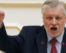Артрит або стріт-арт: російський депутат зовсім заплутався