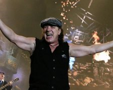 Соліст AC/DC ризикує стати глухим