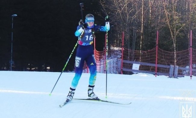 Украинская биатлонистка попала в топ-10 на юниорском чемпионате мира