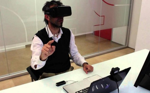 Нарешті: нових водіїв навчить віртуальна реальність