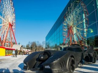 "Бетмобіль" в парку Горького