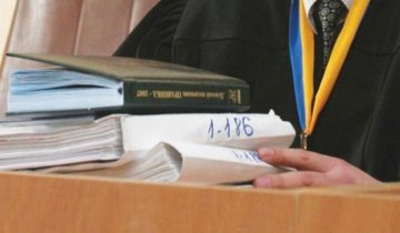 Против Януковича закрыли уголовные дела