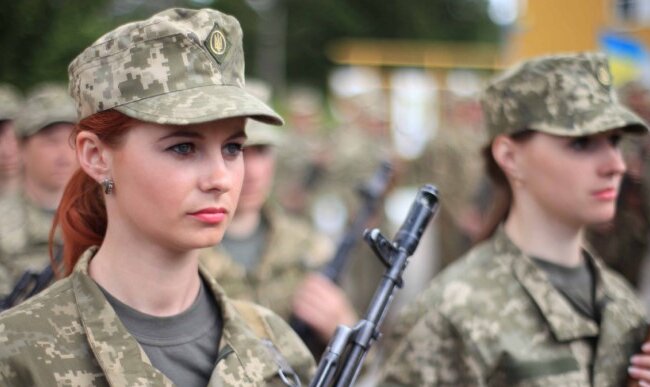 Військові жінки українки