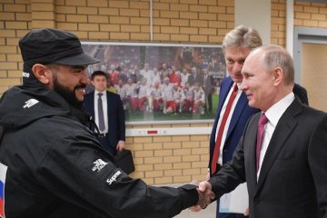 Тіматі вітає Путіна