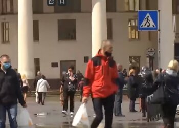 украинцы, скриншот из видео