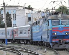 На травневі свята пустять 11 додаткових поїздів