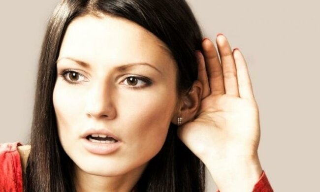 Кому загрожує глухота