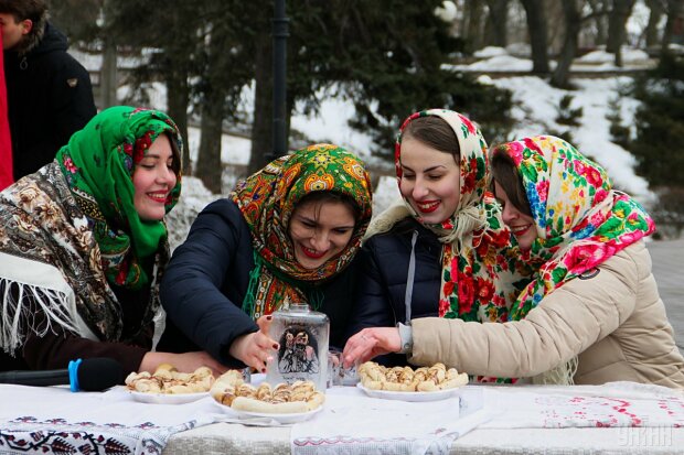 Масляна: привітання у прозі, unian