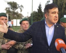 Порошенка вже "тролять" свої ж депутати: скандал з Саакашвілі - це маразм