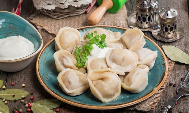 пельмени, фото: 1000.menu