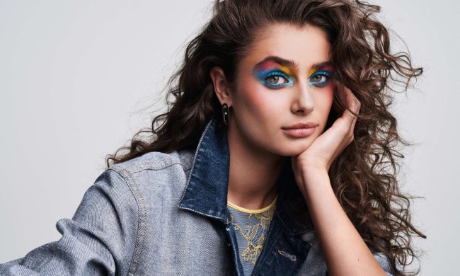 Модель Victoria's Secret показала, чому красунею може стати будь-хто