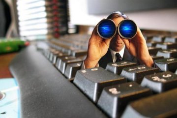 Всевидюче око Фейсбуку: як зрозуміти, що за вами стежать