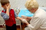 щеплення дітям під час карантину, фото: Укрінформ