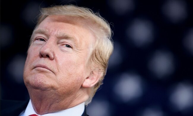 Трамп хоче змусити Україну втрутитися у вибори 2020 року