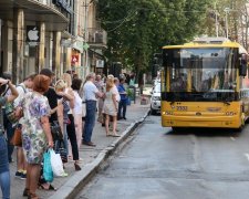 Львів'яни вигадали ноу-хау для громадського транспорту: без них як без рук