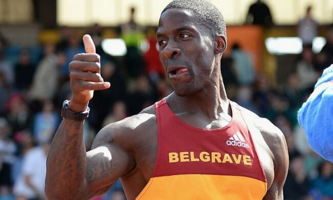 Людина vs кінь: відео забігу на швидкість спринтера і скакуна