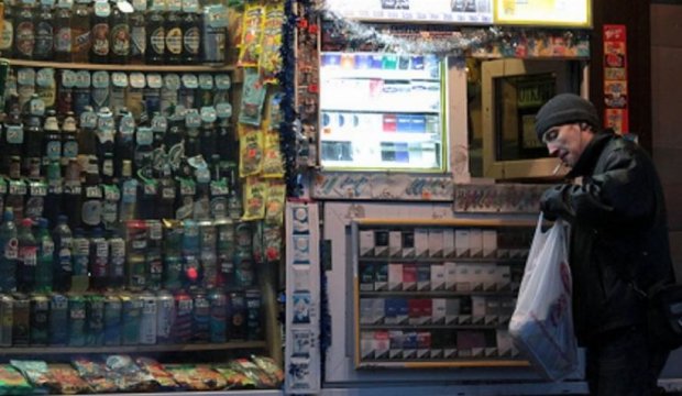 Київрада заборонила торгувати алкоголем у МАФах