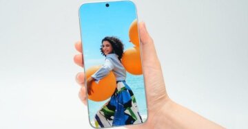 Tecno показала перший смартфон із нульовими рамками