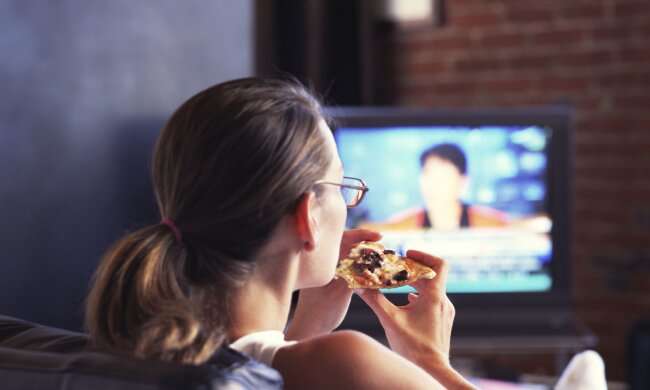 Новий рік на дивані: добірка найкращих фільмів для дітей та дорослих