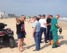 Шторм унес жизни 4 отдыхающих в Одесской области