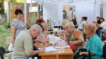 Виїзні ЦНАПи у Львові для постраждалих від обстрілу