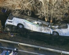 На Львівщині перекинувся автобус з іноземцями: є постраждалі