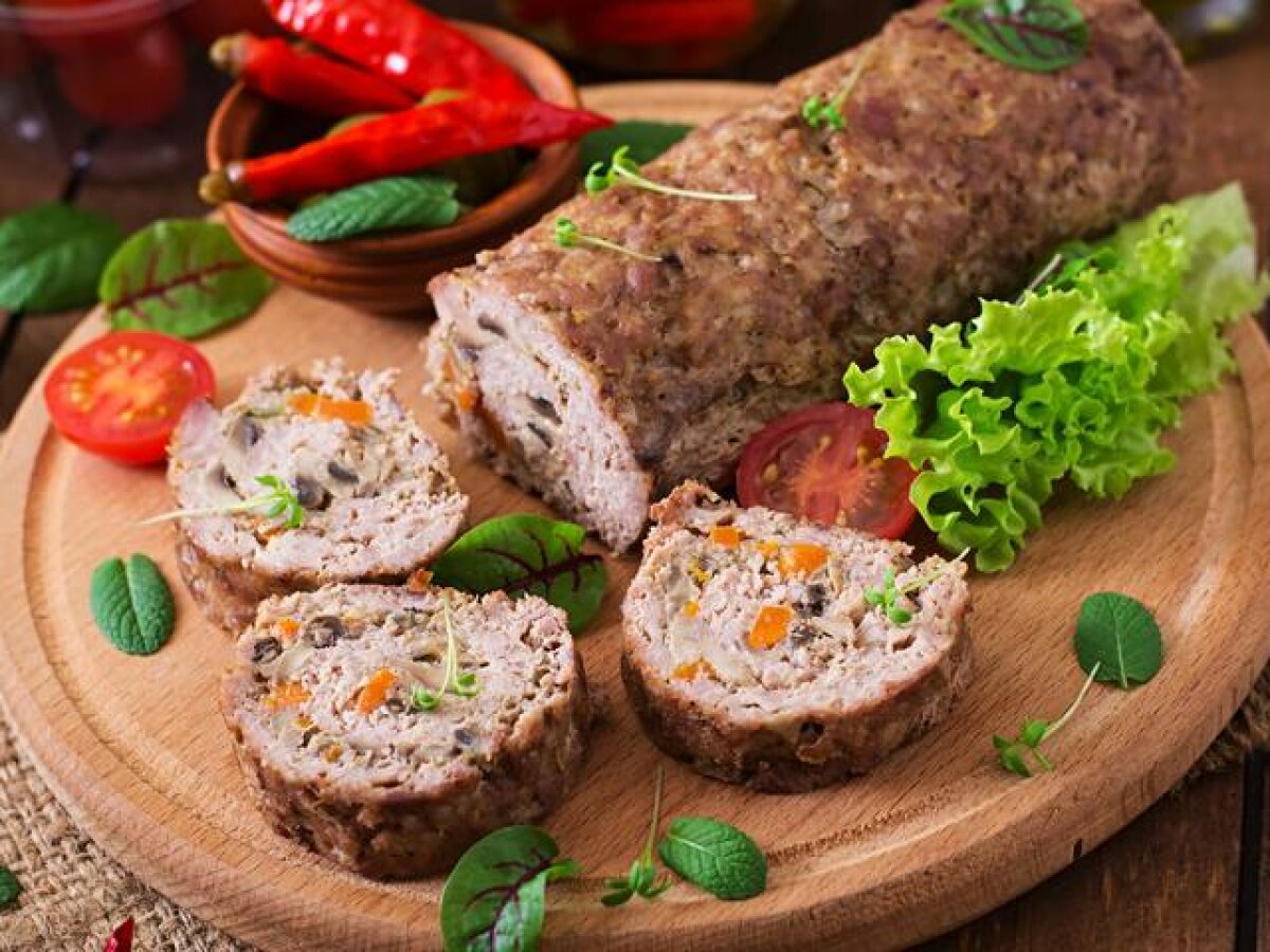 Пошаговый рецепт мясного рулета - ЗНАЙ ЮА