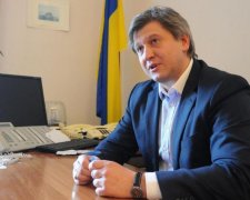 Міністр фінансів поскаржився на втрати від Petya.А