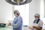 42-річна матуся чекала на трійню, під час пологів  акушер втратив дар мови: "У нас тут..."