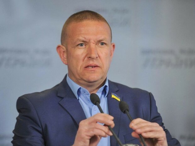 Законопроект 2233 позволит импорт тока из РФ, которая будет шантажировать Украину — нардеп