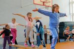 Постава королеви Єлизавети: у Львові школярів змусять неабияк попітніти, - що потрібно знати батькам