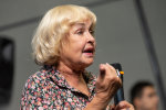 Ада Роговцева эмоционально обратилась к Зеленскому: "Володя, все потеряешь"